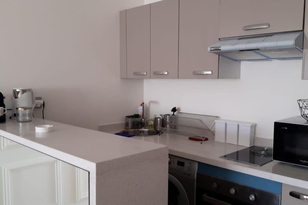 Chez Miguel Appartement Casablanca Avec Piscine Eksteriør billede
